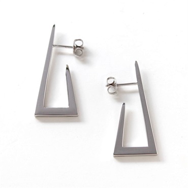 Elaborate　square pierce / silver color