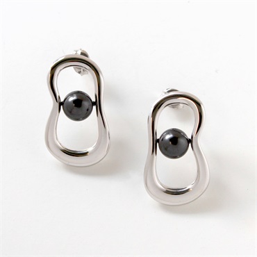 Elaborate　sphere ring pierce/black