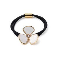 エレガンスシェルフラワー ポニー(ゴールドカラー)