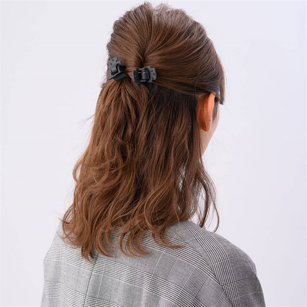 コンプレックス ビズ ヘアアクセサリー クリップ 美品！2個セット